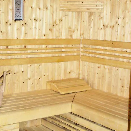 T3 Avec Piscine, Terrasse Et Parking A Samoens, Proche Centre Et Ski-bus - Fr-1-624-63 Daire *