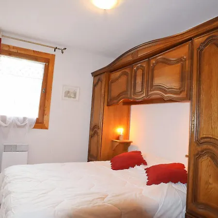 Daire T3 Avec Piscine, Terrasse Et Parking A Samoens, Proche Centre Et Ski-bus - Fr-1-624-63 Samoëns